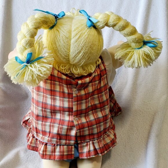 VINTAGE-1978 "The Little People"Soft Sculptures by Xavier Roberts "Charity"+DOCS - Picture 5 of 17